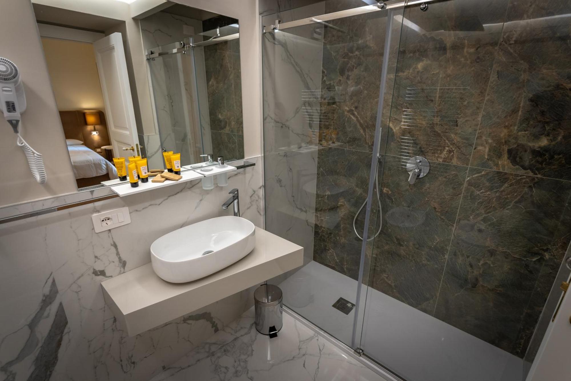 Antica Dimora Pessina Hotel Napoli Ngoại thất bức ảnh