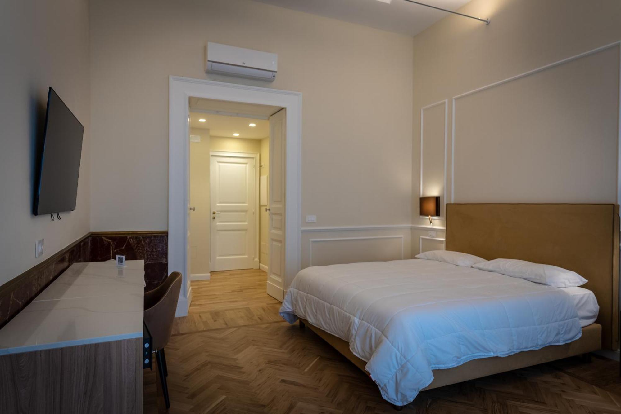 Antica Dimora Pessina Hotel Napoli Ngoại thất bức ảnh