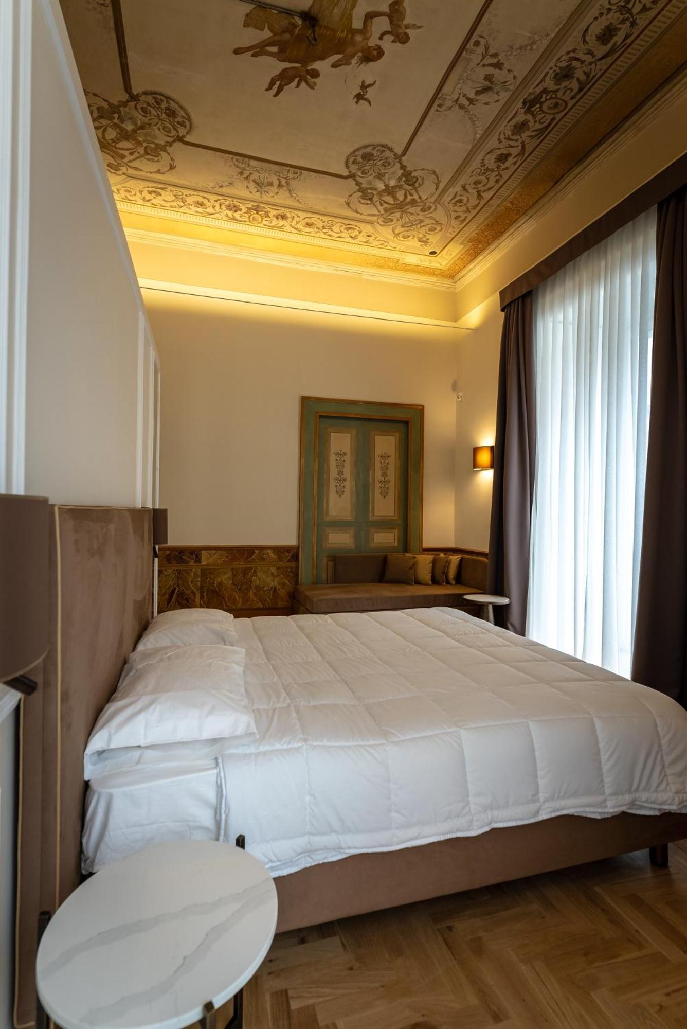 Antica Dimora Pessina Hotel Napoli Ngoại thất bức ảnh